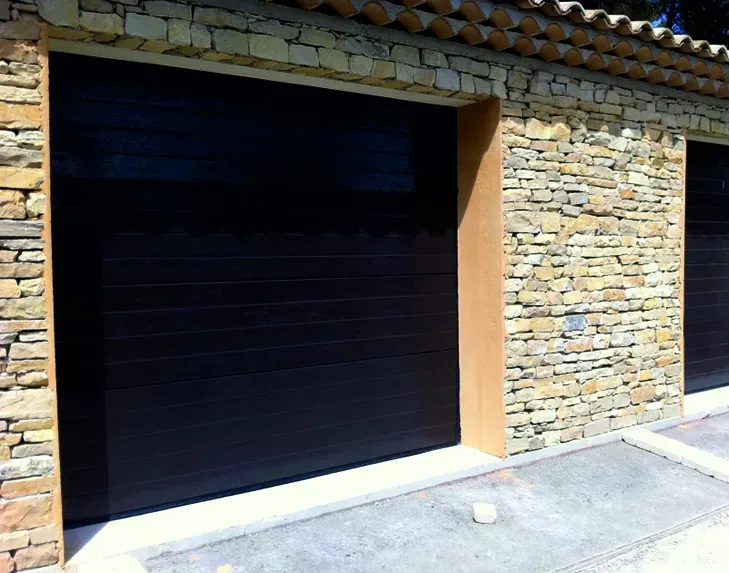 Porte de garage à Dry